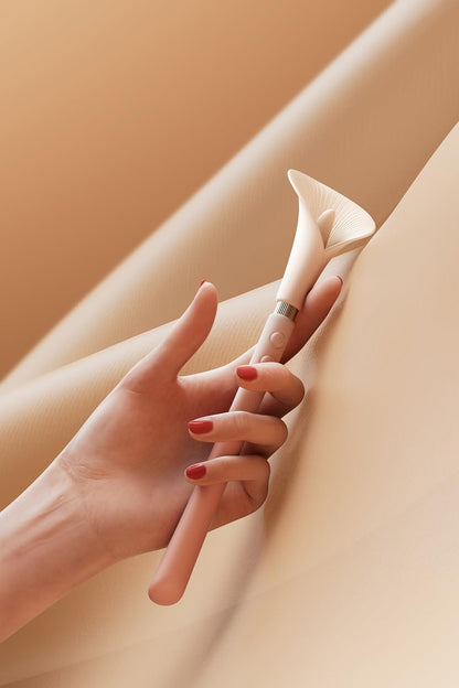 Calla Dual-Head Clit Licking & G-Spot Wand Vibrator