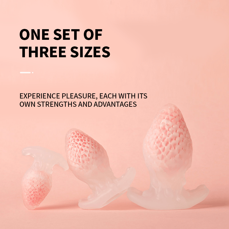 Her Lips Dynamic Strawberry Anal Plug